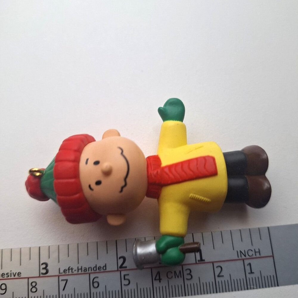 Hallmark Keepsake Charlie Brown Christmas Ornament 1995 30th Anniversary - Picture 6 of 16